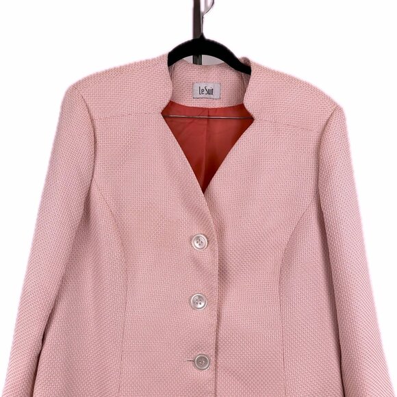 Le Suit 2- Piece Skirt Suit Set in Textured Pink- Size 18 - Picture 2 of 4